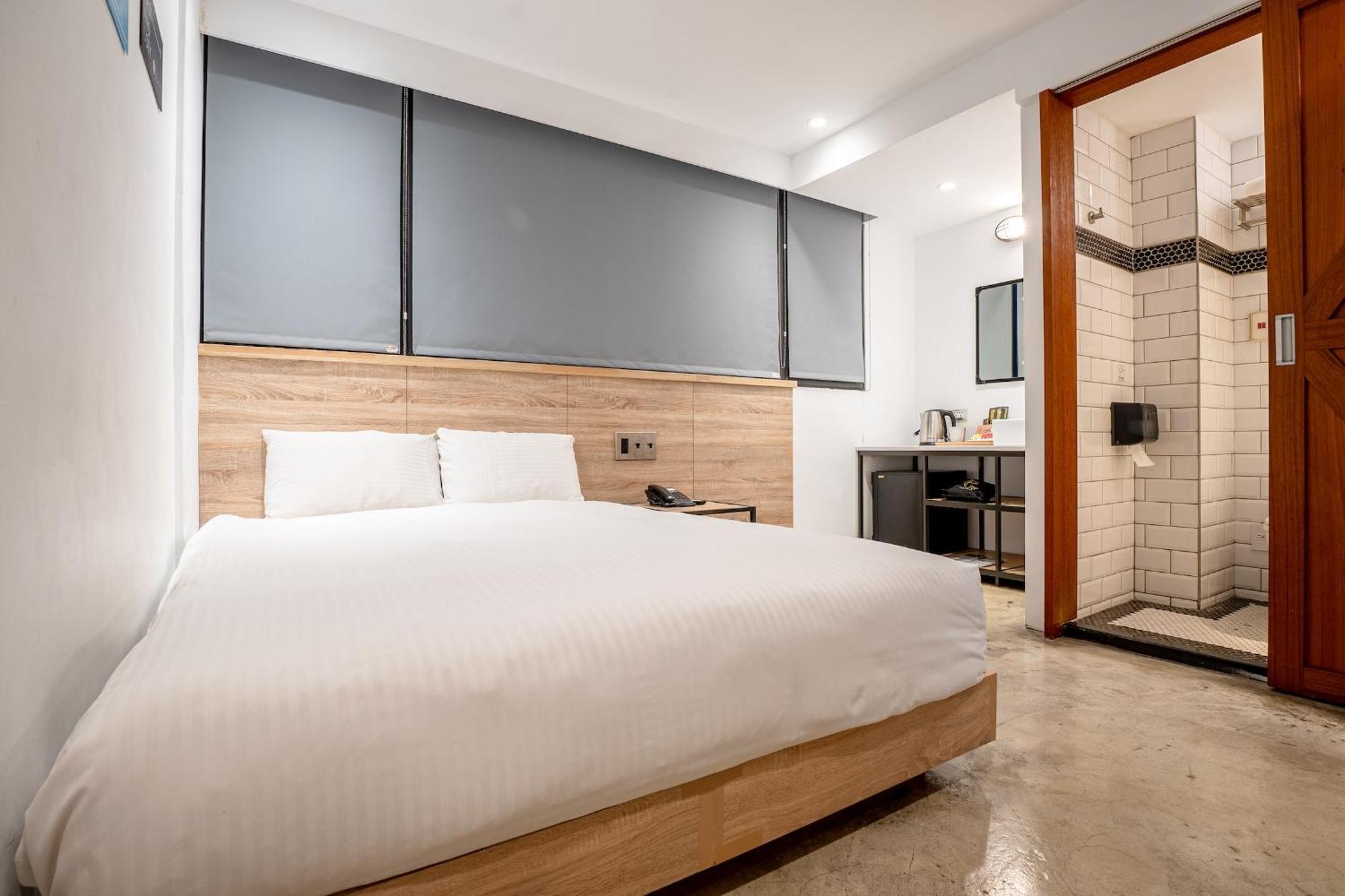 Chase Hotel Тайчжун Экстерьер фото