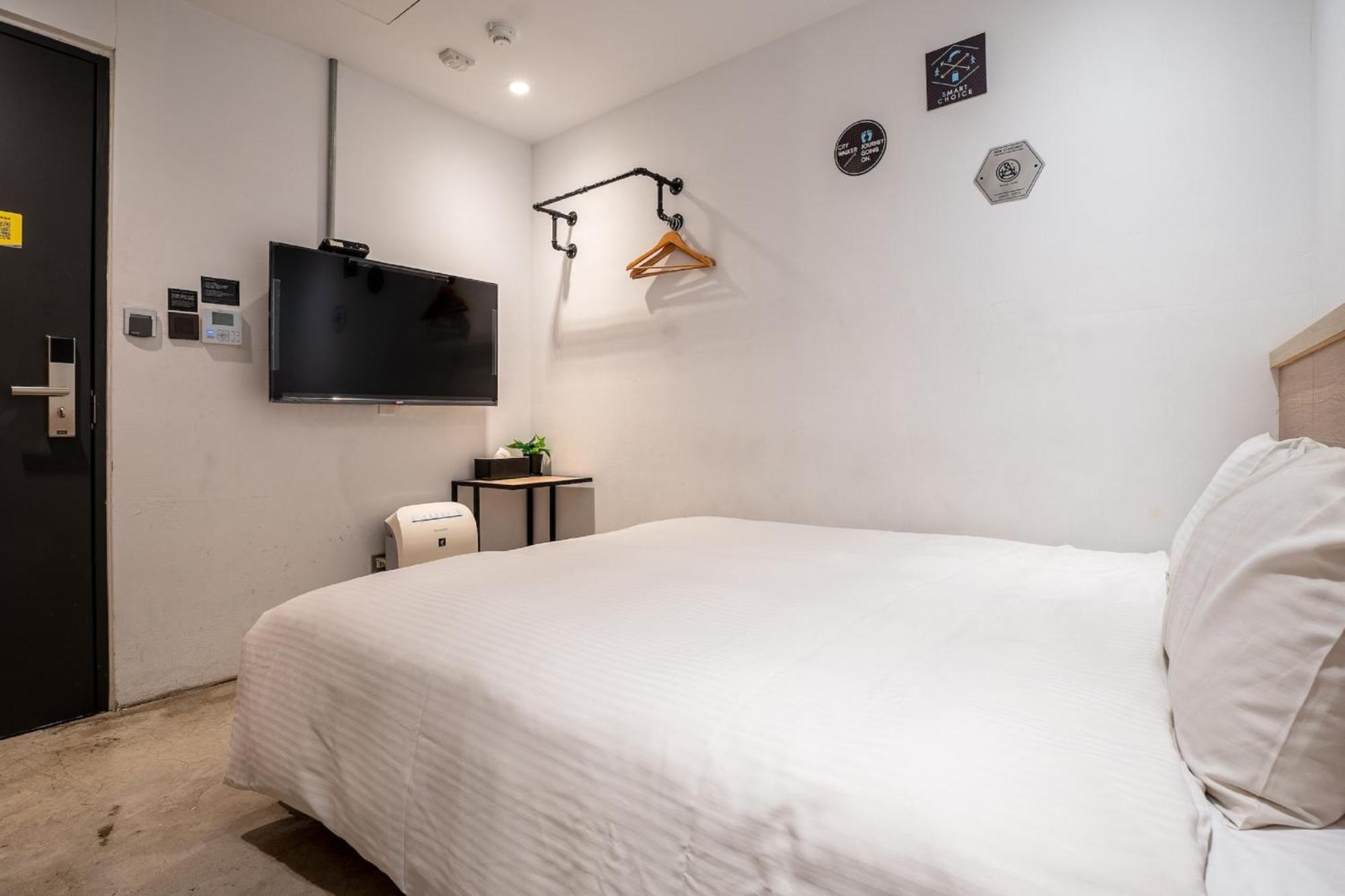Chase Hotel Тайчжун Экстерьер фото