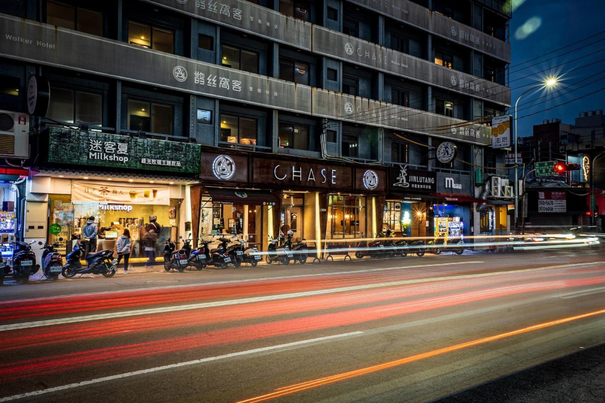 Chase Hotel Тайчжун Экстерьер фото