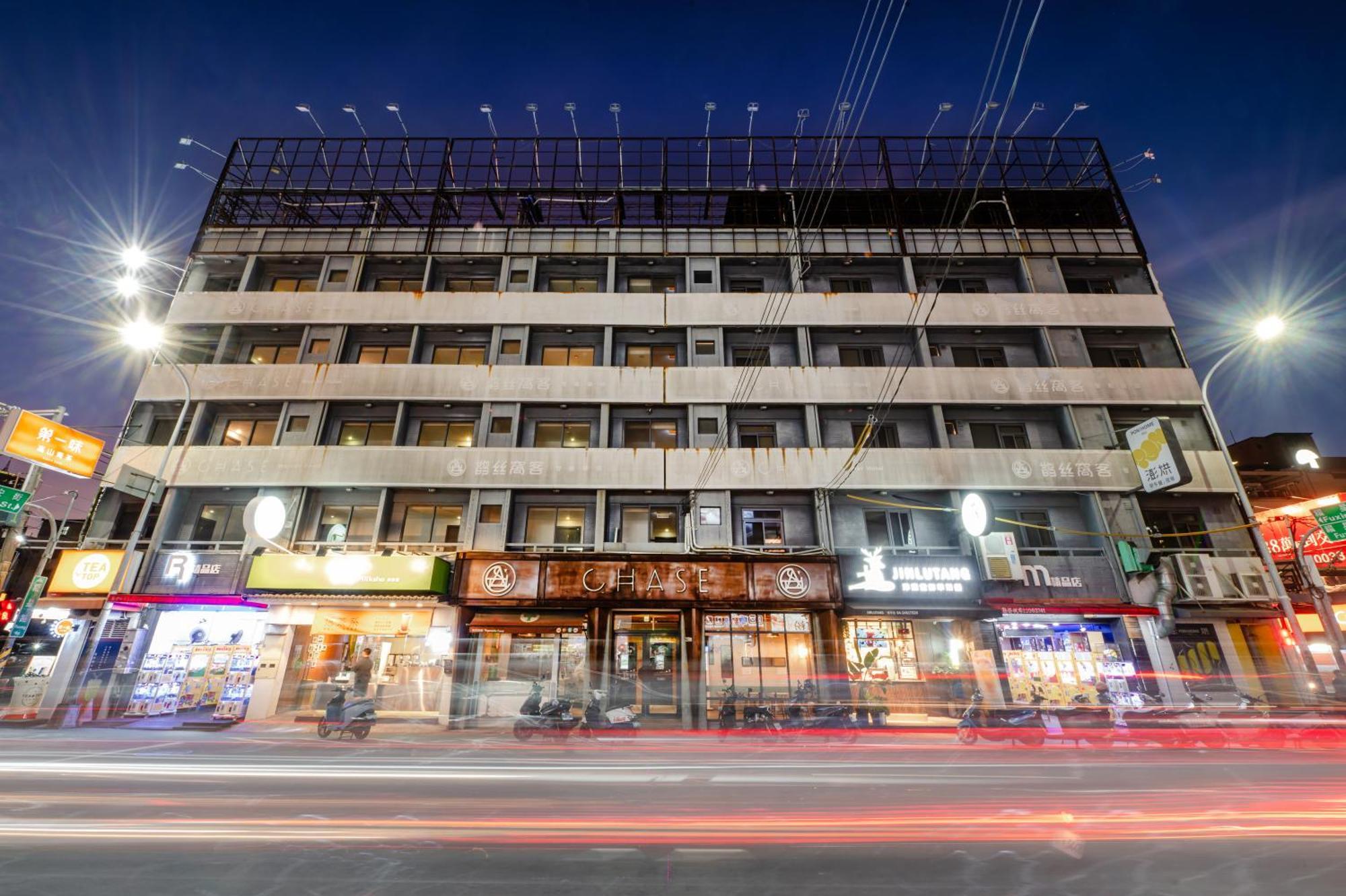 Chase Hotel Тайчжун Экстерьер фото
